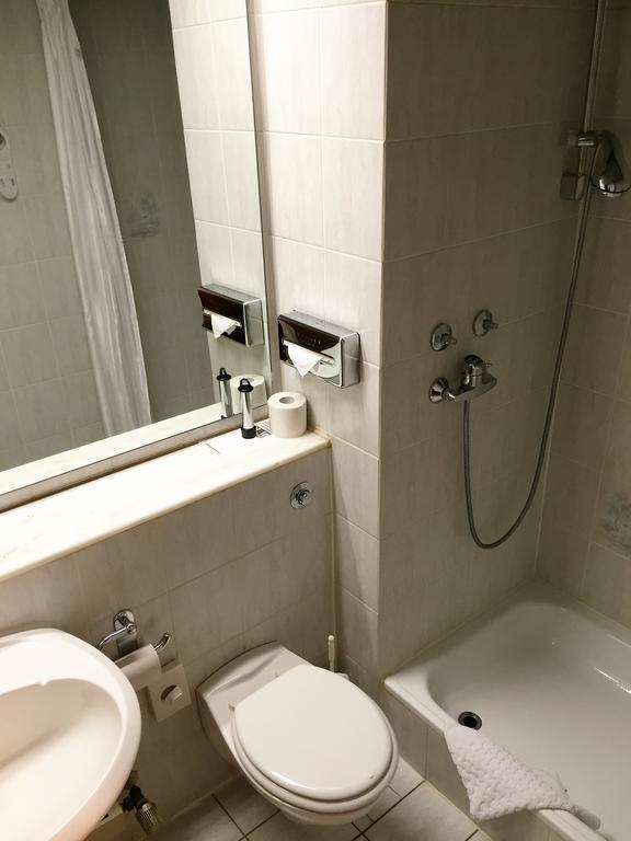 Hotel Ambassador Bonn Bilik gambar